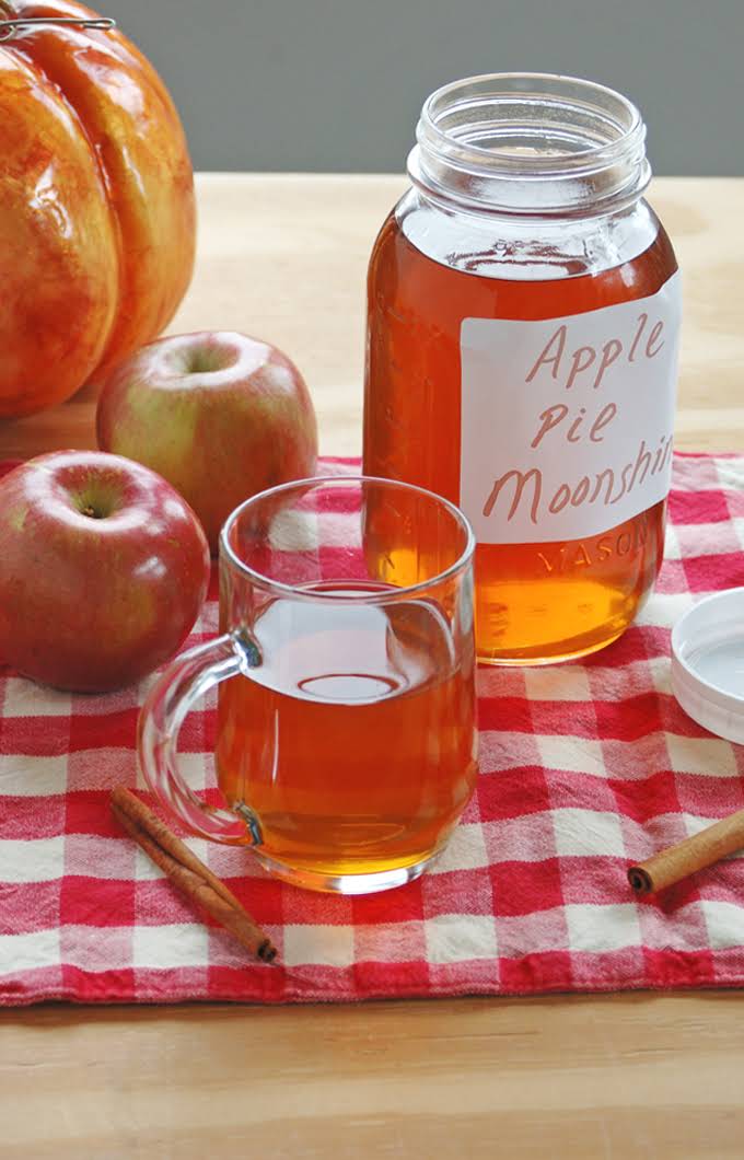 10 Best Apple Pie Drink Recipes with Rum