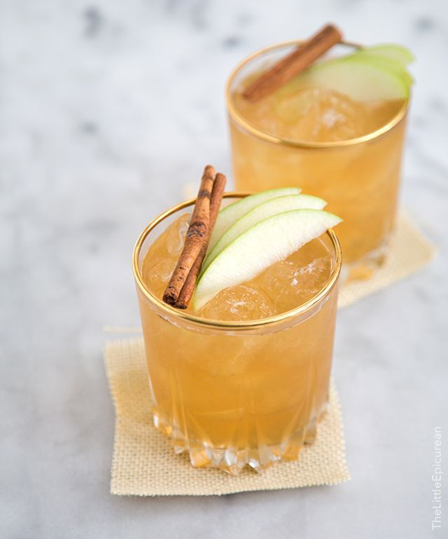 Apple Pie Moonshine Cocktail