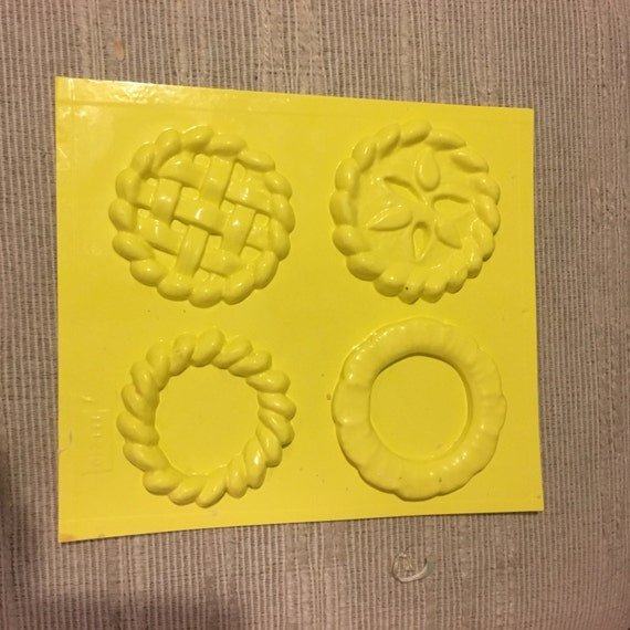 Candle Pie Crust Mold. Candle Supplies.