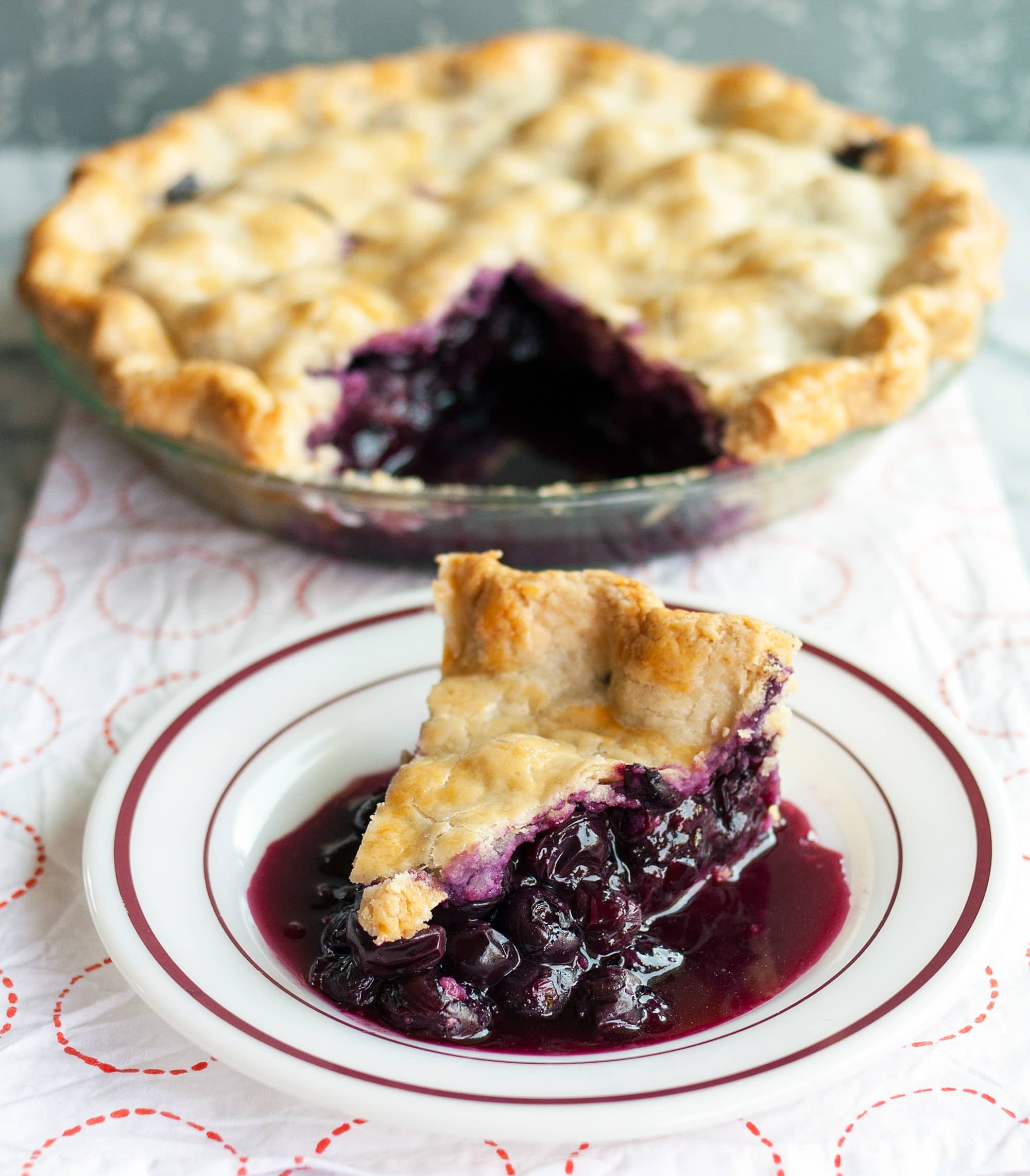Classic Summer Recipe: Blueberry Pie