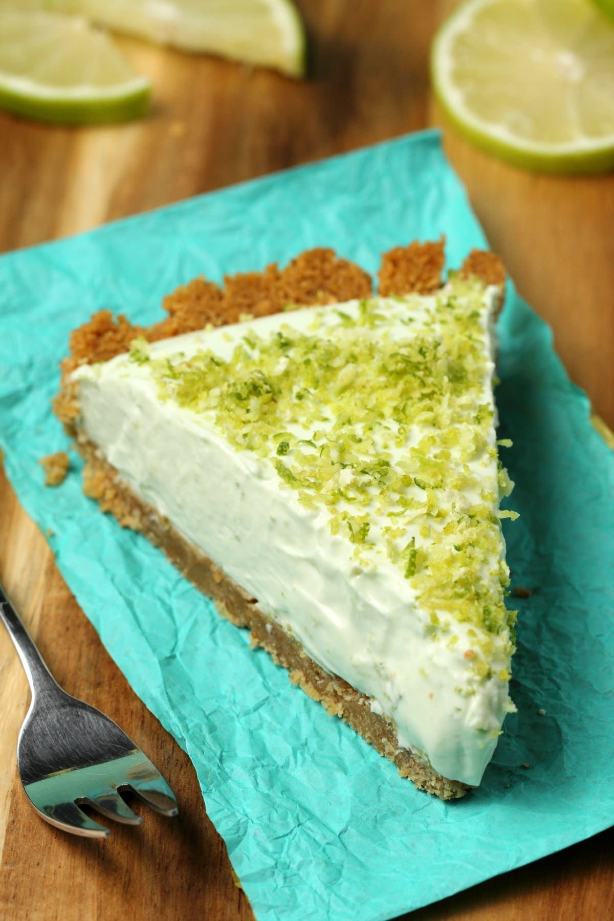 Creamy dreamy vegan key lime pie! This deliciously lime flavored pie ...