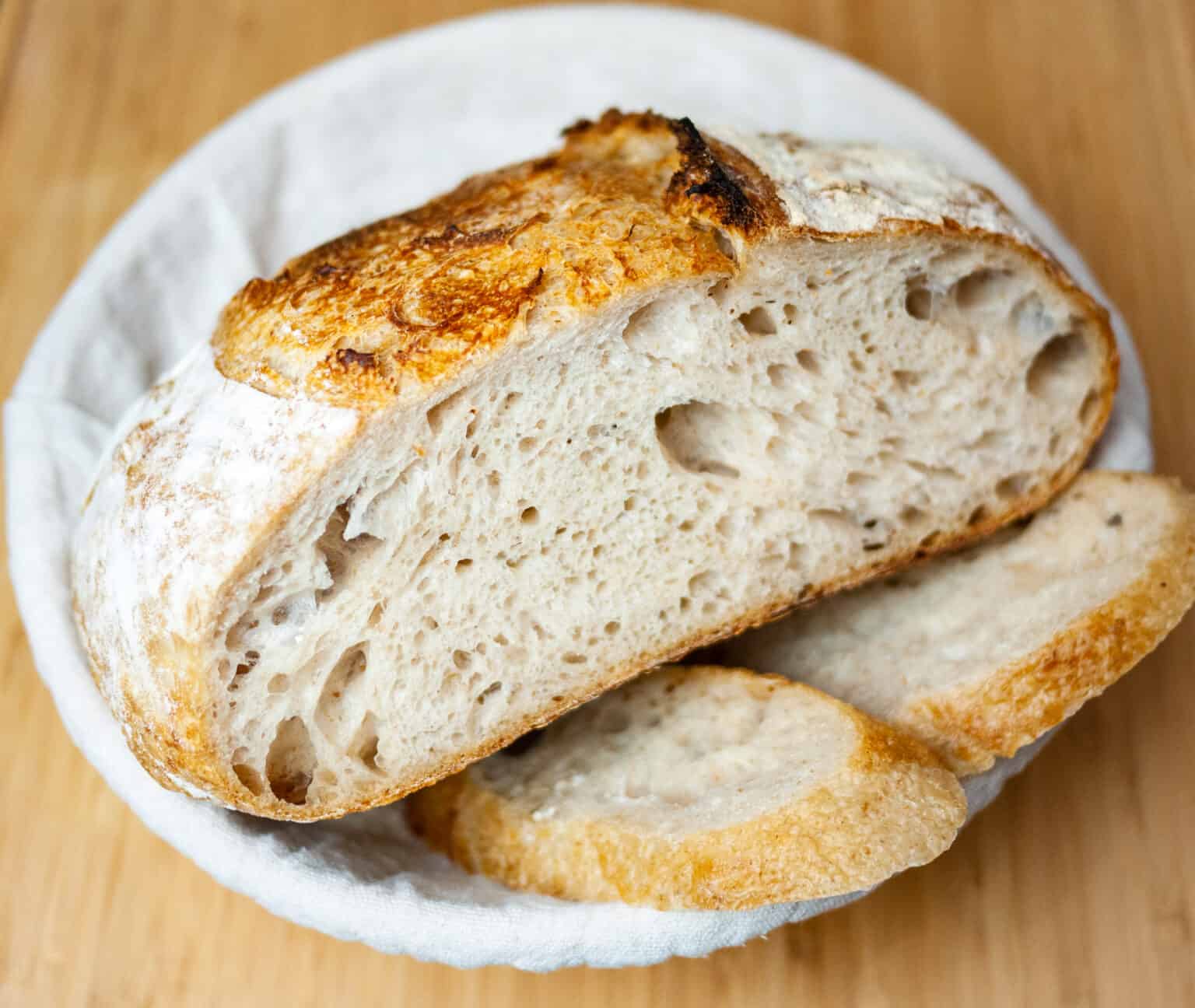 Easy Sourdough Bread recipe with Starter (prozimi)