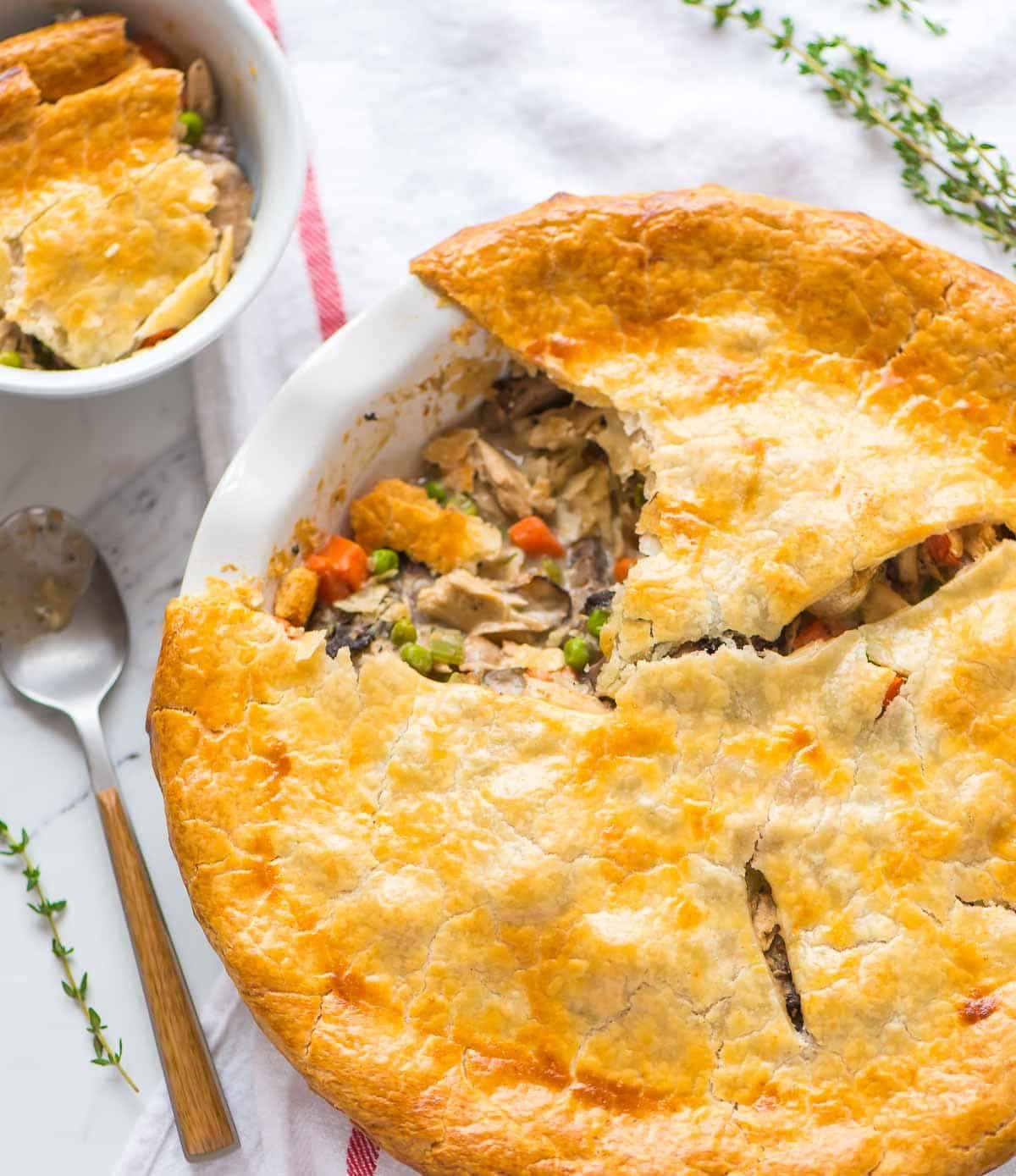 Healthy Chicken Pot Pie {Easy and Delicious!}  WellPlated.com