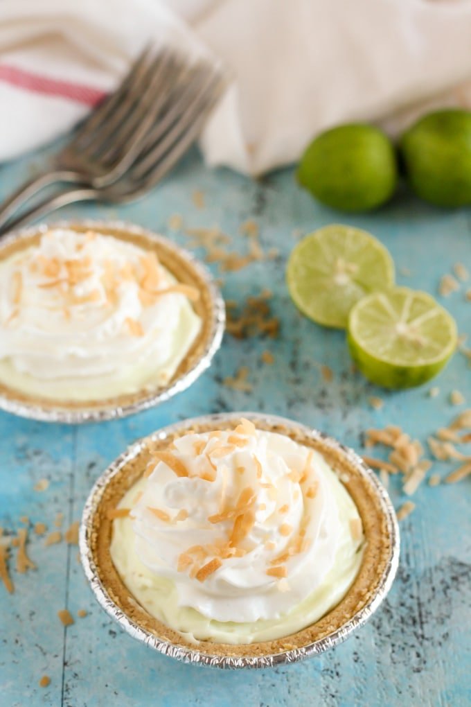 Mini Key Lime Greek Yogurt Cheesecake Pies