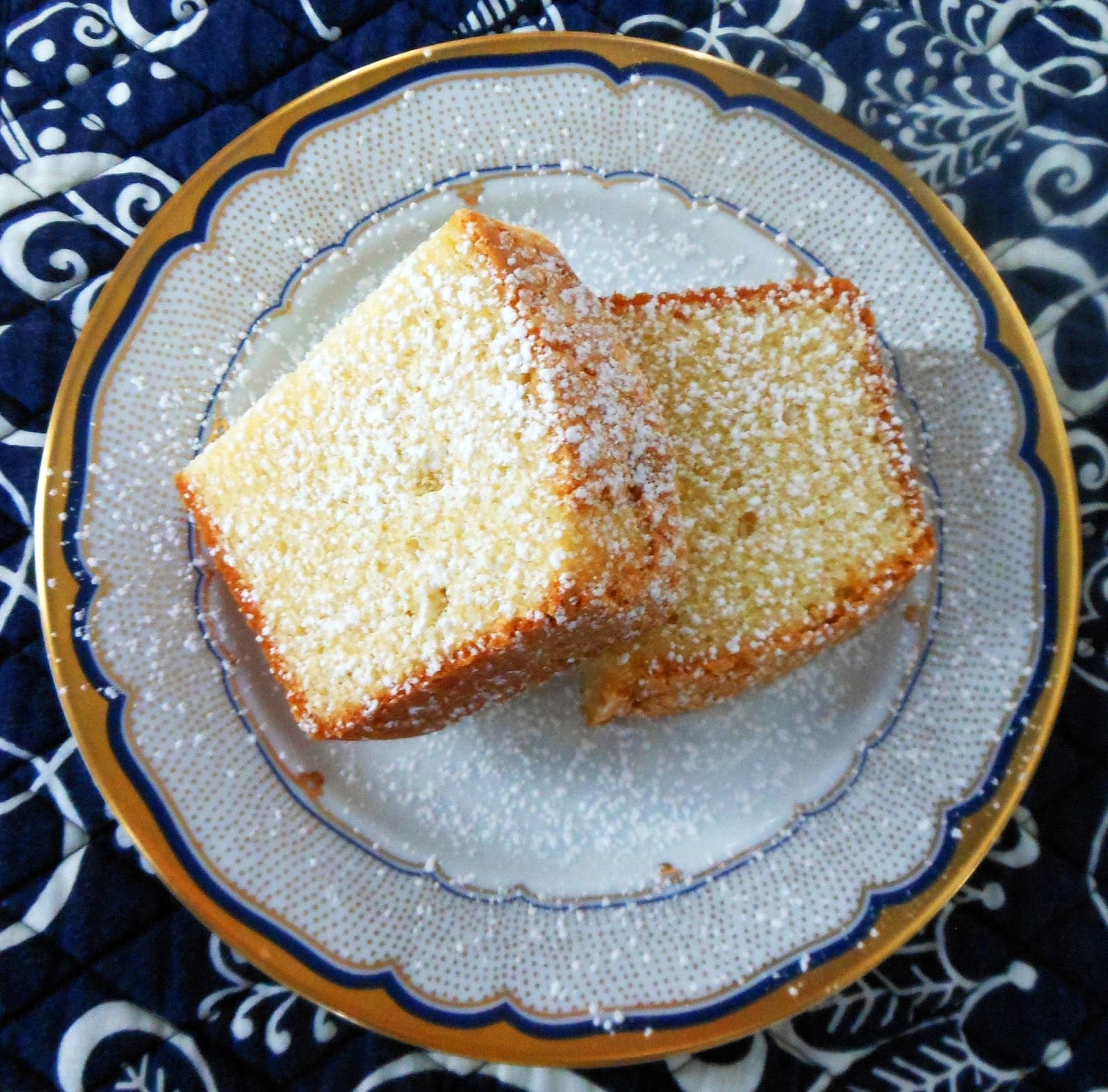 My Cookie Clinic: SOUR CREAM POUND CAKE/ Southern Sweet