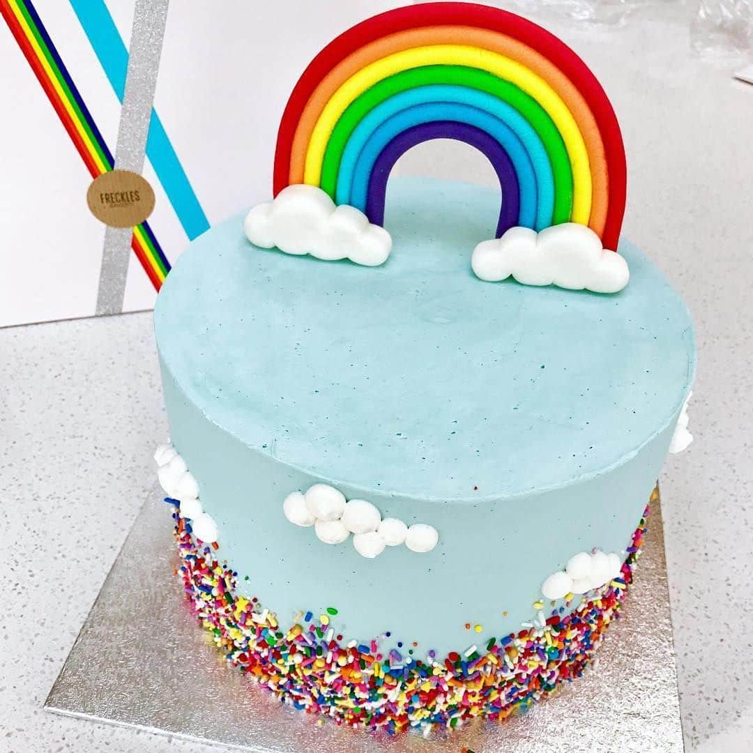 Rainbow Cake #unicorncake
