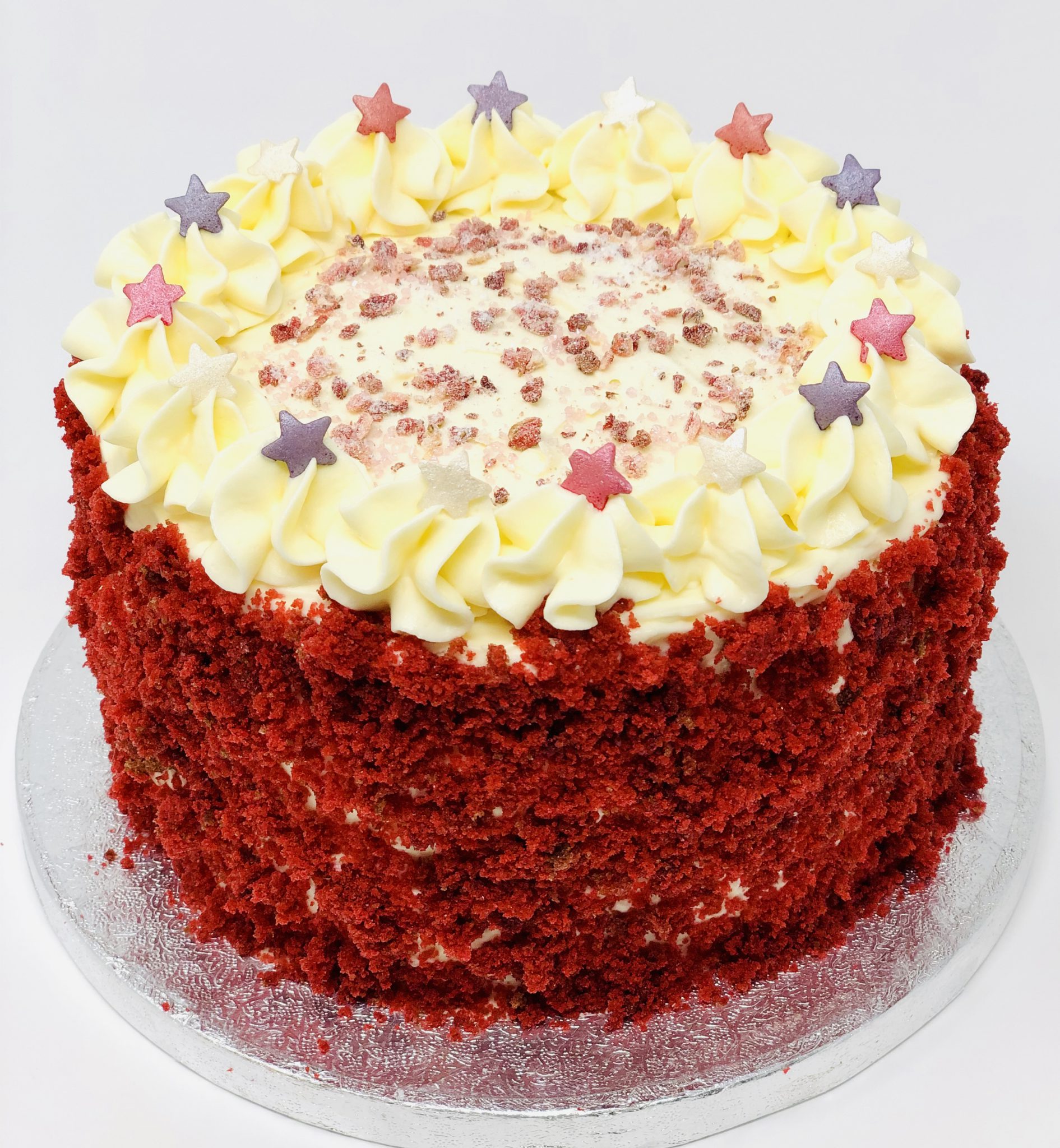 Red Velvet Birthday Cake  Birthday Cakes, French Macaroons, Pastries ...