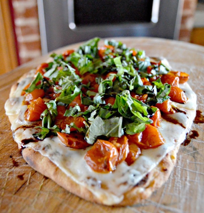 Simple Margherita Flatbread Pizza with Balsamic Reduction