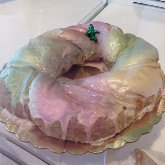 Sucre king cake