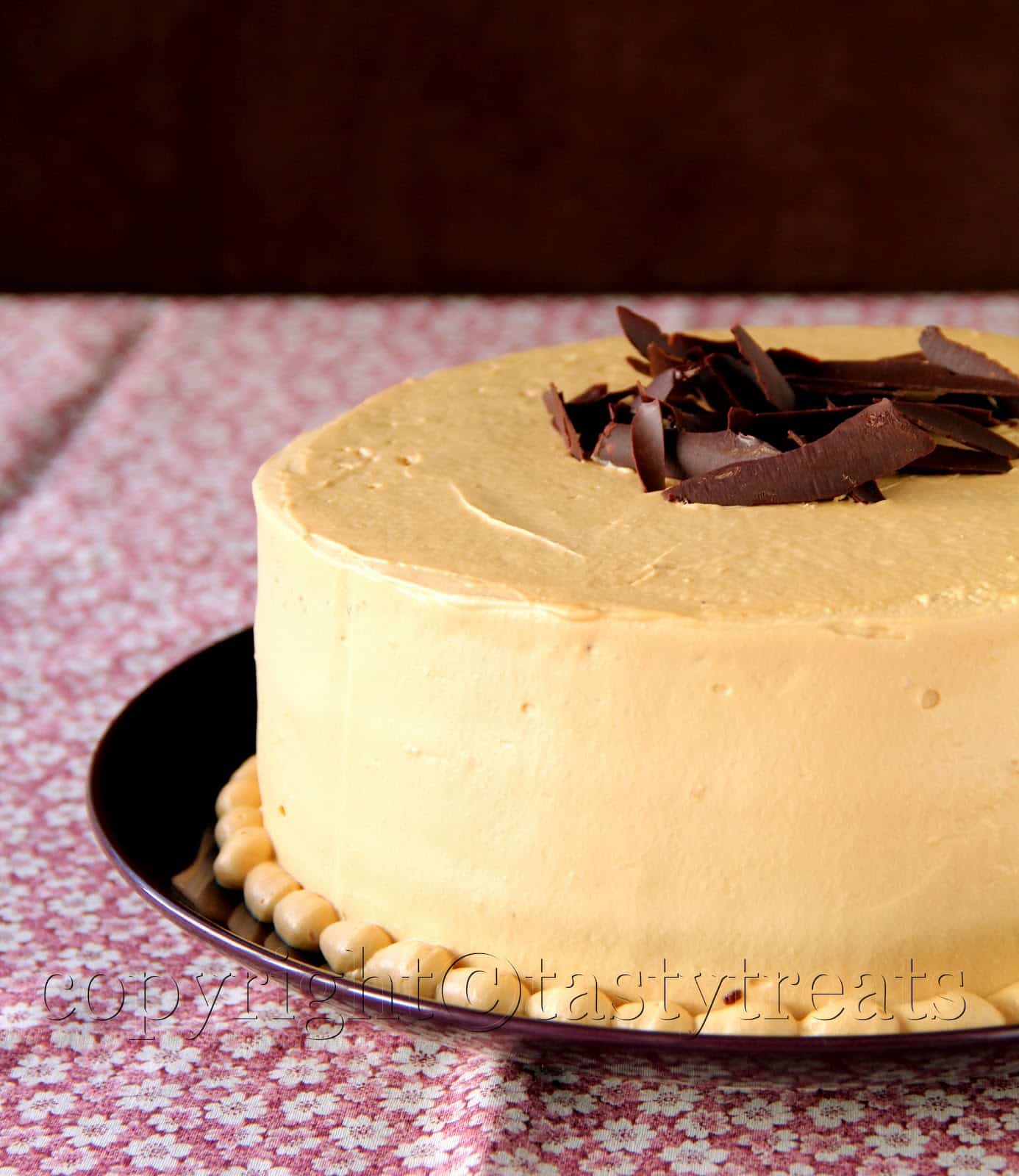 Tasty Treats: Dulce de Leche Cake