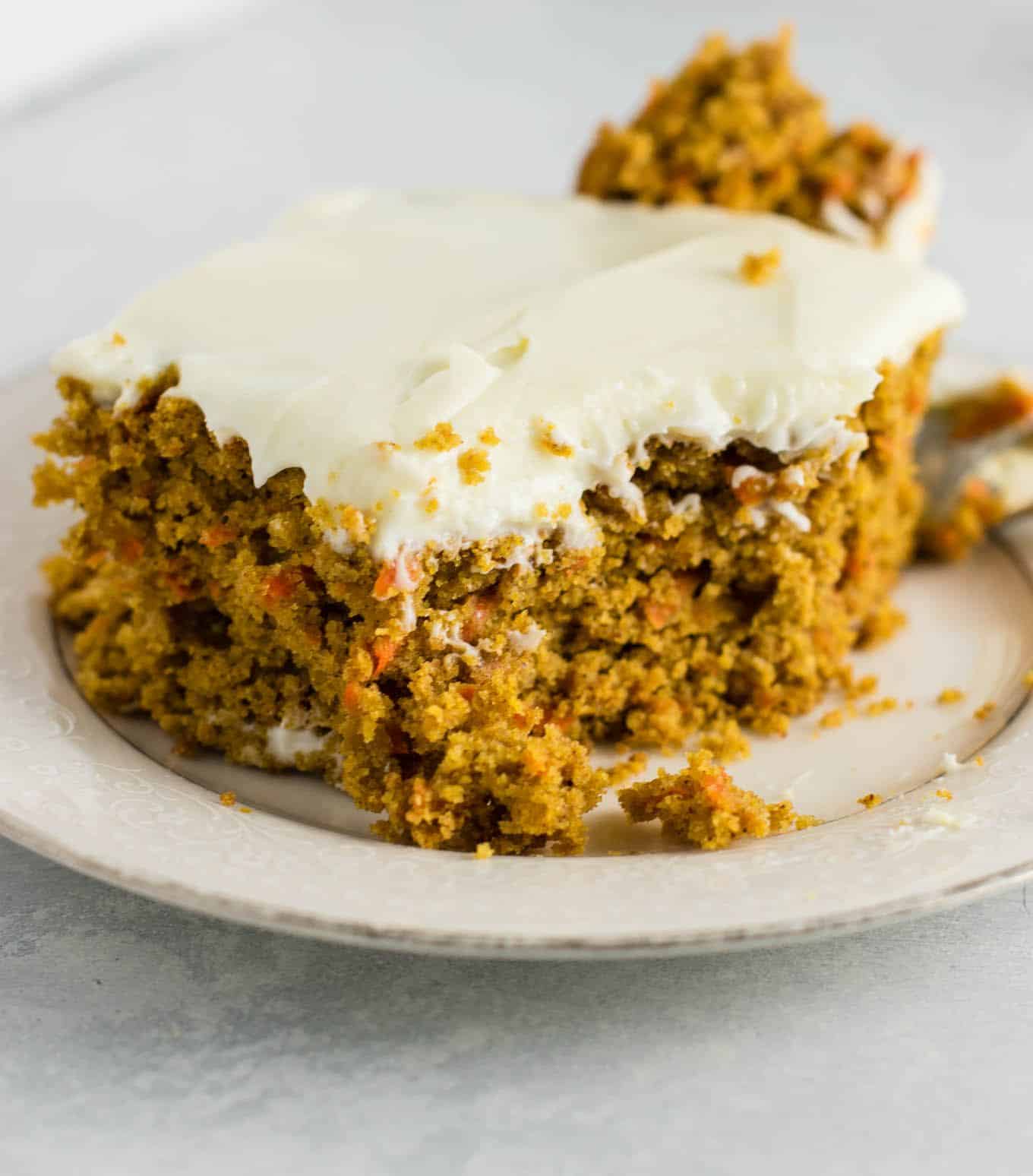 The best easy gluten free carrot cake recipe with cream cheese frosting ...