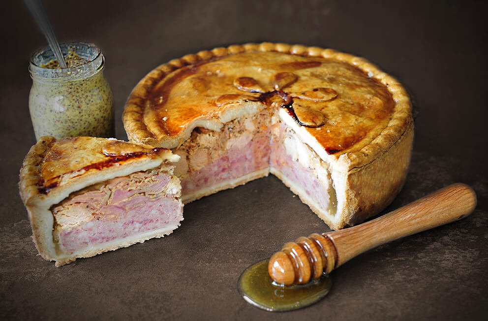 Yorkshire Farmers Speciality Cutting Pork Pie 2.2kg